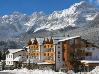 Hotel Alpen