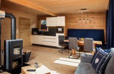 HOCHoben Chalets & Mobilhomes se skipasem