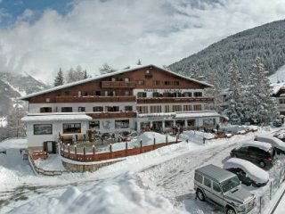 Hotel Vallechiara