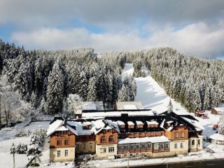 Hotel Bauer