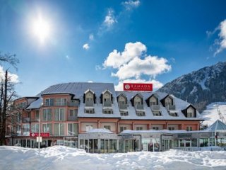 Hotel Ramada Hotel & Suites - se skipasem