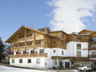 Hotel Laurenzhof se skipasem